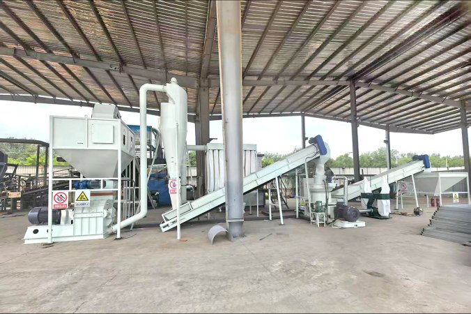 โครงการปรับปรุงเทคนิคเม็ดชีวมวล Luxi Chemical 1-1.5TPH